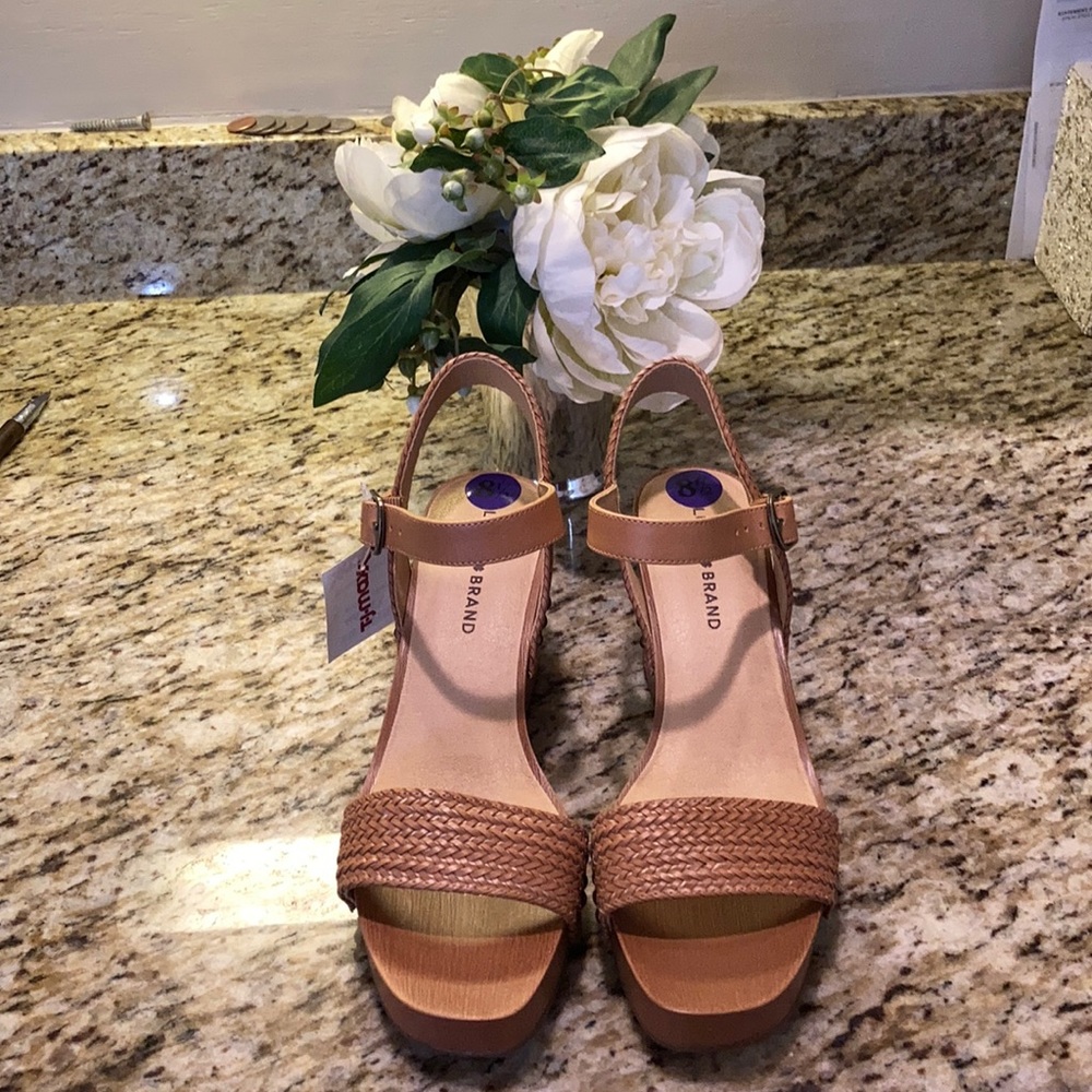 Brand NWT Lucky Brand shoes